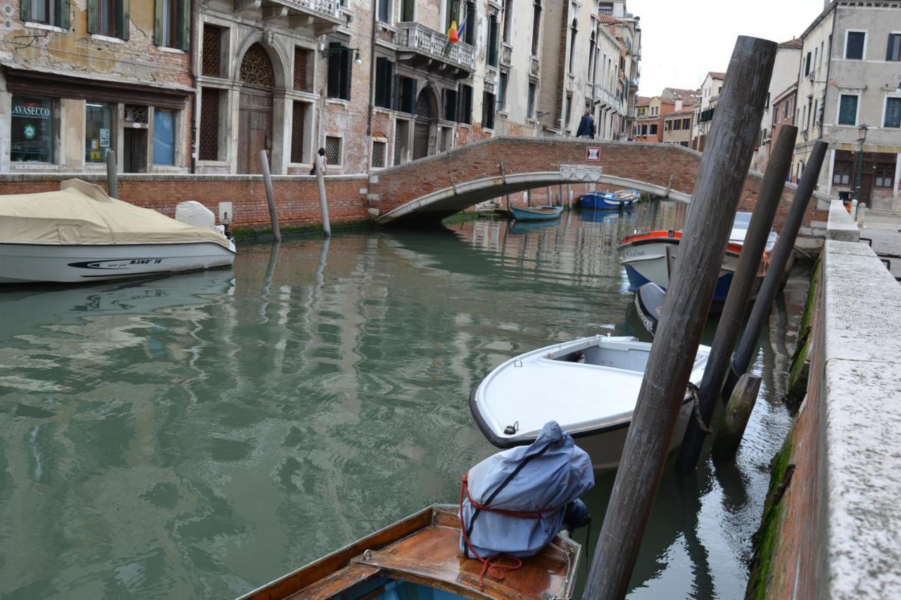 Suite In Venice Ai Carmini Экстерьер фото
