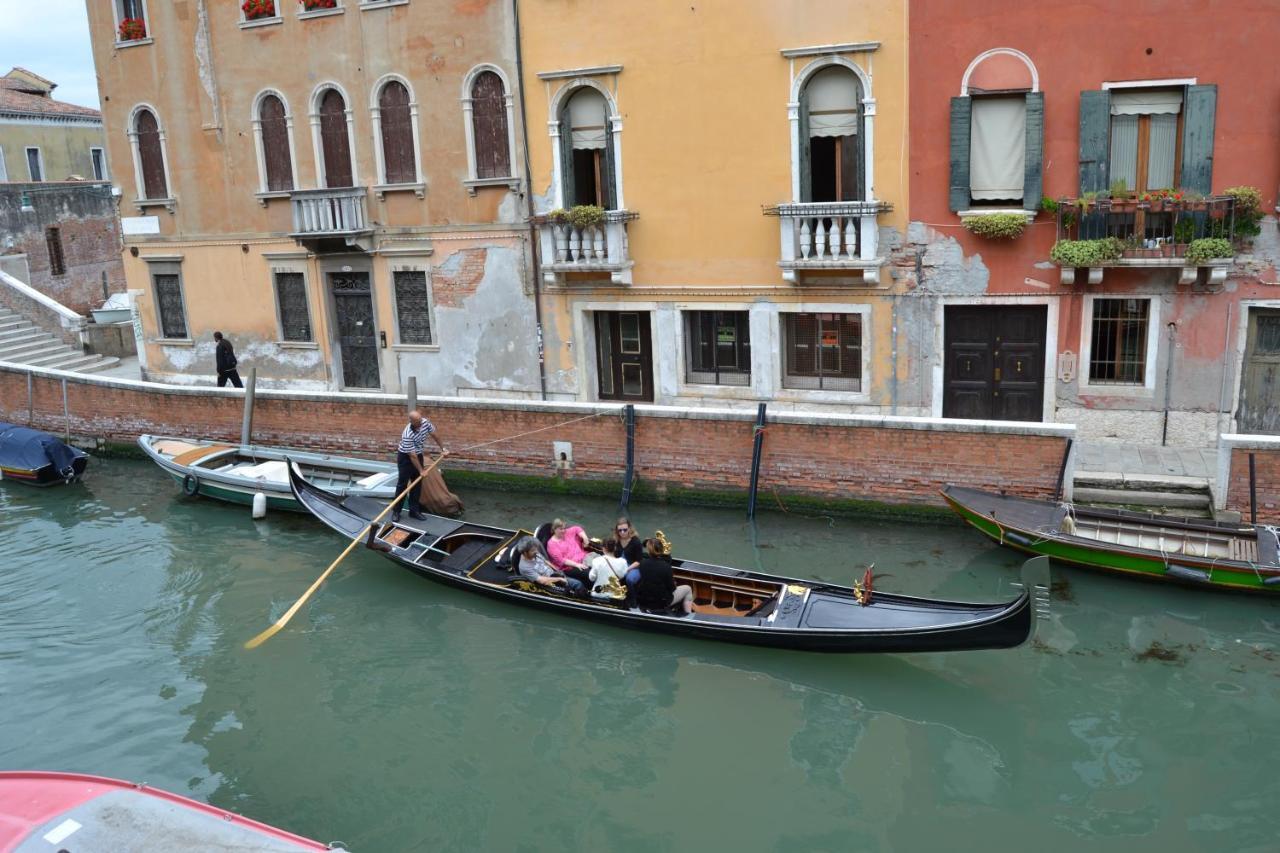 Suite In Venice Ai Carmini Экстерьер фото