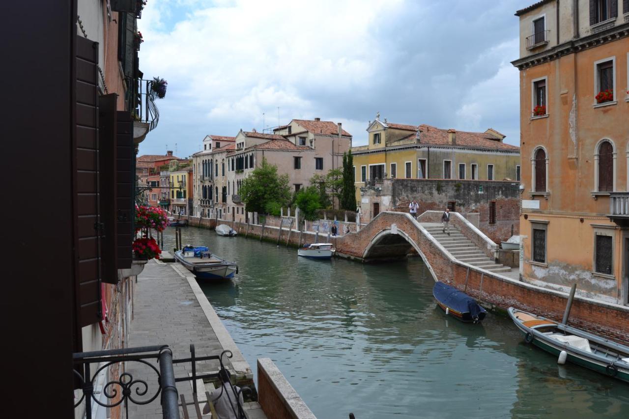 Suite In Venice Ai Carmini Экстерьер фото